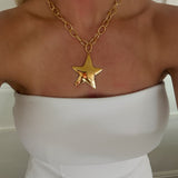 STAR NECKLACE