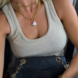 THE AMBER NECKLACE