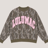 LULU MAC x MOSSY OAK Bottomland Pink Logo Crew