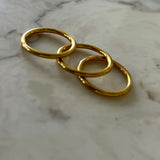 DAINTY GOLD RING