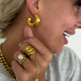 CHUNKY GOLD SMOOTH HOOPS